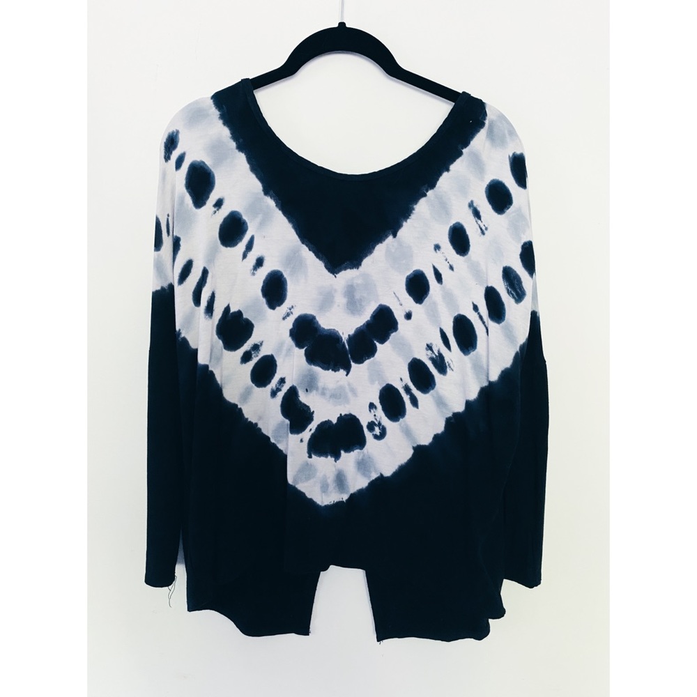 Tie dye long sleeve top
